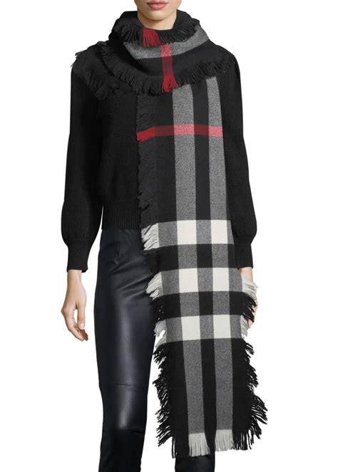 Burberry Half Mega Check Fashion Fringe Wool Scarf 